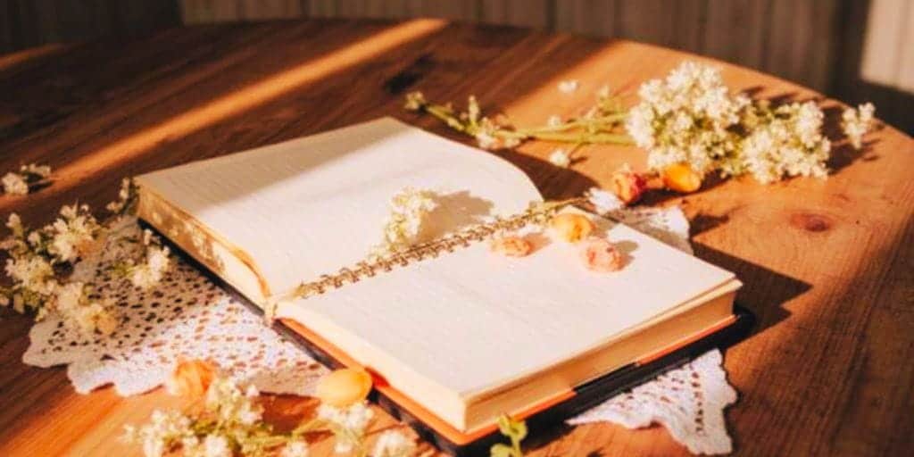 15 Spring Junk Journal Ideas: Fresh Pages for a New Season 5 spring junk journal themes